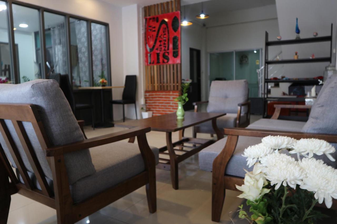 Lis Nimman Hotel Chiang Mai Bagian luar foto