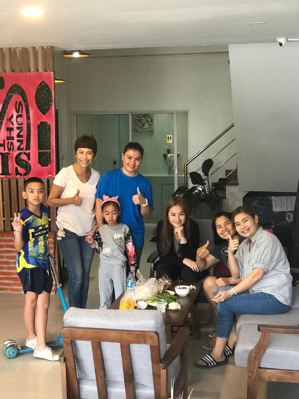 Lis Nimman Hotel Chiang Mai Bagian luar foto